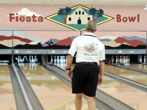 Chuck Richardson waits for the pins to fall at Sunday's tourney. (Ron Clark photo)