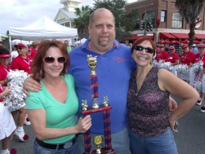 Arbor Village Rehab was crowned 2014 Chili Cookoff Champion. From Left: Mary Nicholas, Bob Reed, Mary Anne Cherry