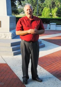 Commissioner Doug Gilpin speaks to Republicans Thursday evening.