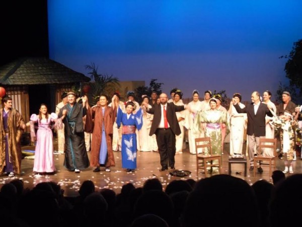 The Central Florida Lyric Opera Company takes a bow after performing "Madame Butterfly."