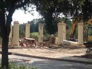Villager Jayne Sligar shot this photo of the Tierra Del Sol demolition site. 