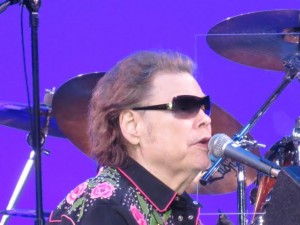 Ronnie Milsap performs at Savannah Center.