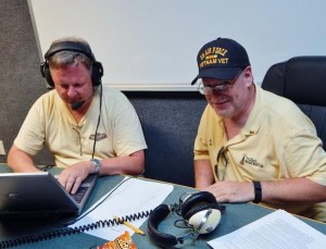 Guest operator, Glenn Allen, visiting from Melbourne, and club president, Rich Erlichman, operated single wide-band radio equipment with a microphone.​