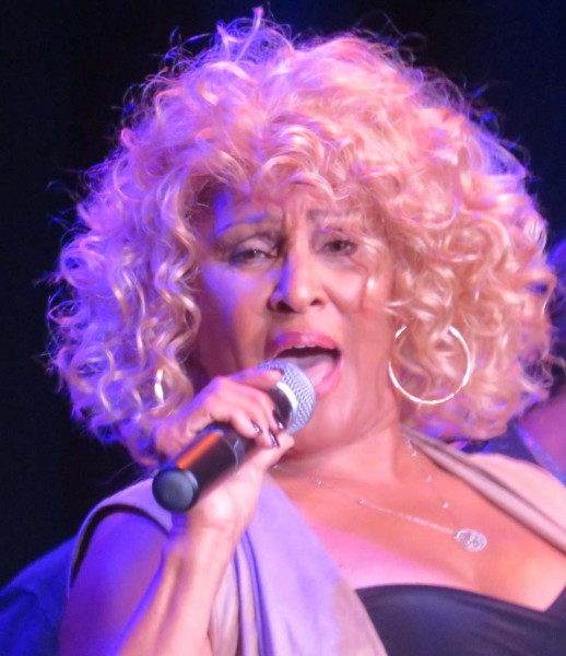 Darlene Love belts out one of her signature songs.