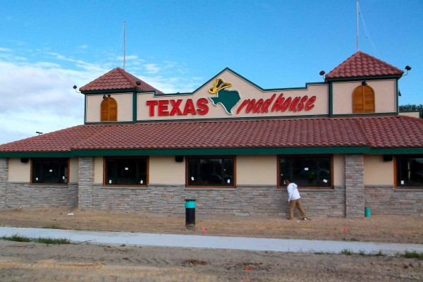 The Texas Roadhouse restaurant is under construction on U.S. Hwy. 27/441.