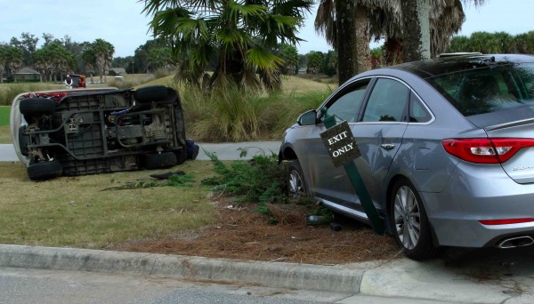 A Villager suffered a medical episode before his vehicle hit a golf cart at Tarpon Boil golf course.