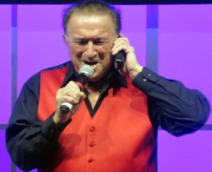 Ray Leggiero sings like the Big Bopper.