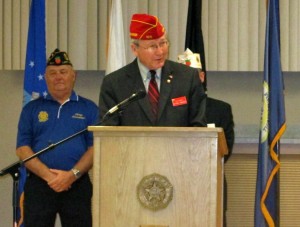 National Commander Dale Barnett speaks at American Legion Post 347.