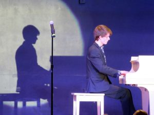 Irish pianist Eoin Fleming impressed the audience with his musical mastery.