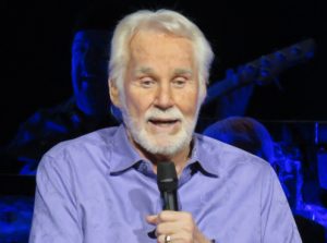 Kenny Rogers sings at The Sharon.