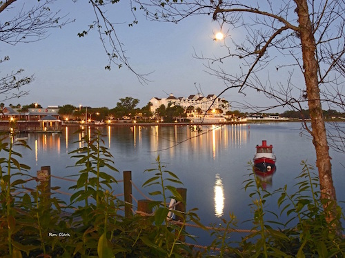 Full moon over the Waterfront Inn on Lake Sumter