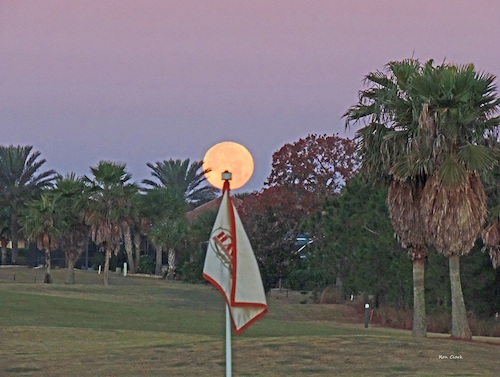 Full moon sets over Hemingway Golf Course in The Villages