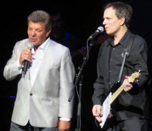 Frankie Avalon and Edan Everly -- son of Don Everly -- offer a tribute to the Everly Brothers.
