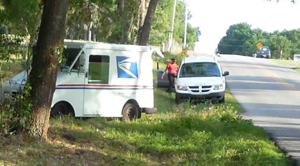 Post Office delivery driver ticketed following Rolling Acres Road accident | www.cinemas93.org