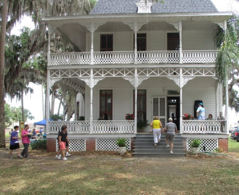 Woman who led Baker House restoration steps down from role at historic site