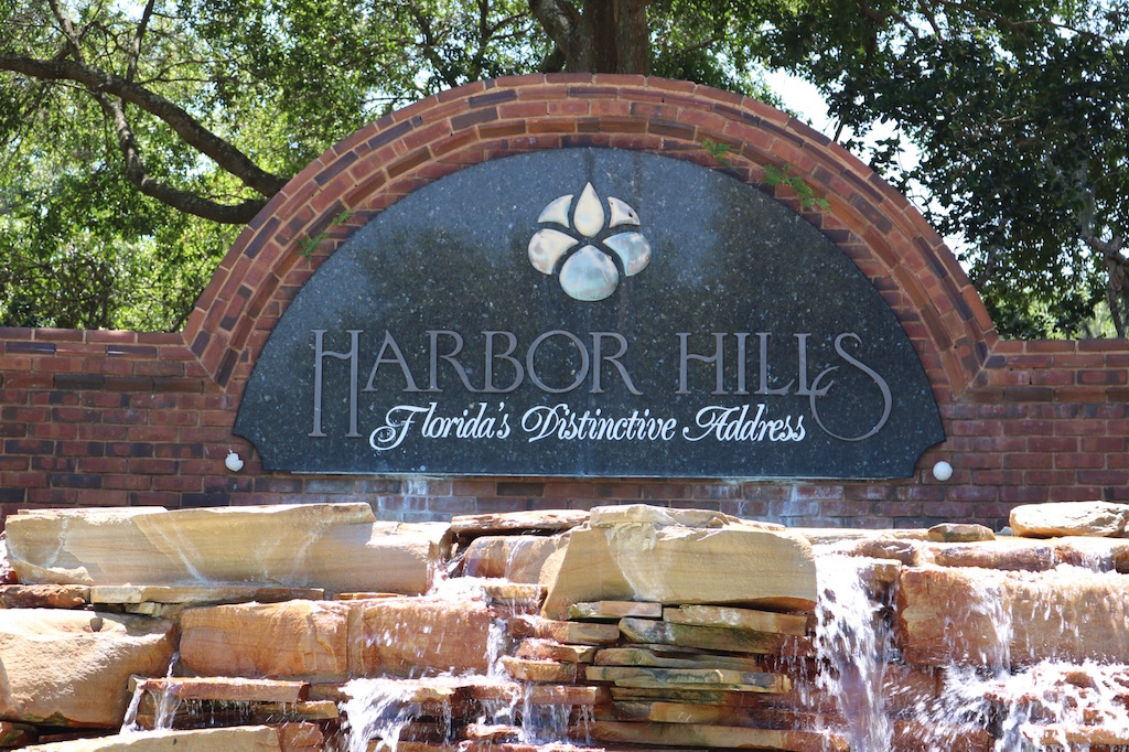 Harbour Hills Golf