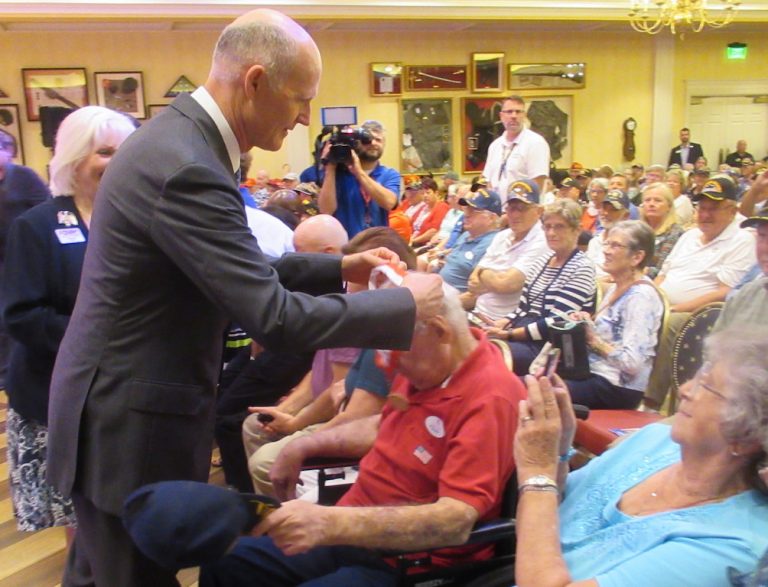 Scott honors 250 veterans with Governor’s Veterans Service Award medals