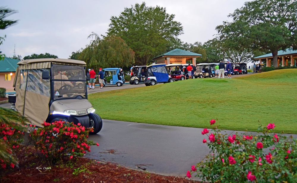 Villagers will be lining up for free golf on Christmas Day Villages