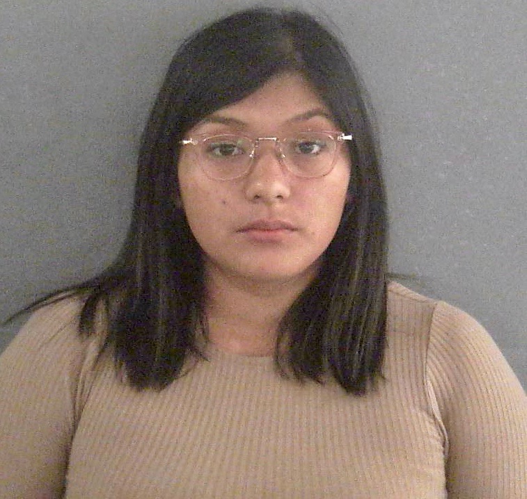 زن آکسفورد به اتهام DUI پس از گزارش همکار خود در رانندگی نامنظم دستگیر شد