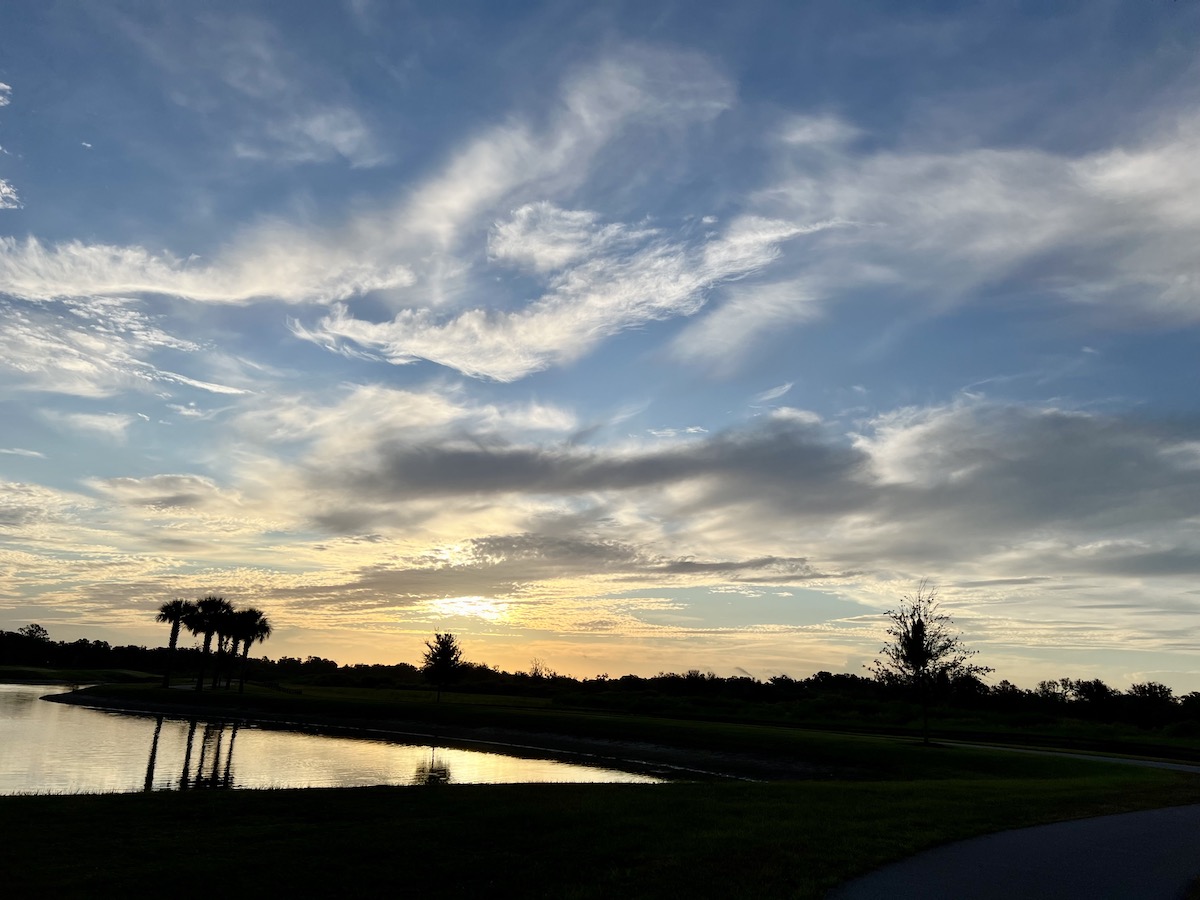 Beautiful Morning Sunrise At Hogeye Path In The Villages