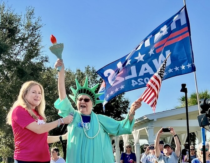 Hundreds of Democrats cast ballots to show unity in the Villages