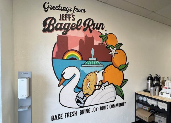 A mural at the Jeff's Bagel Run location in greater Orlando. (Photo: Jeremiah Delgado)