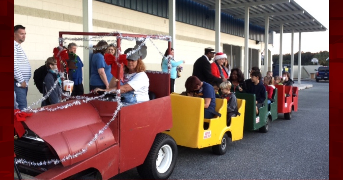 Stanton-Weirsdale Elementary School hosts 'Polar Express Night ...