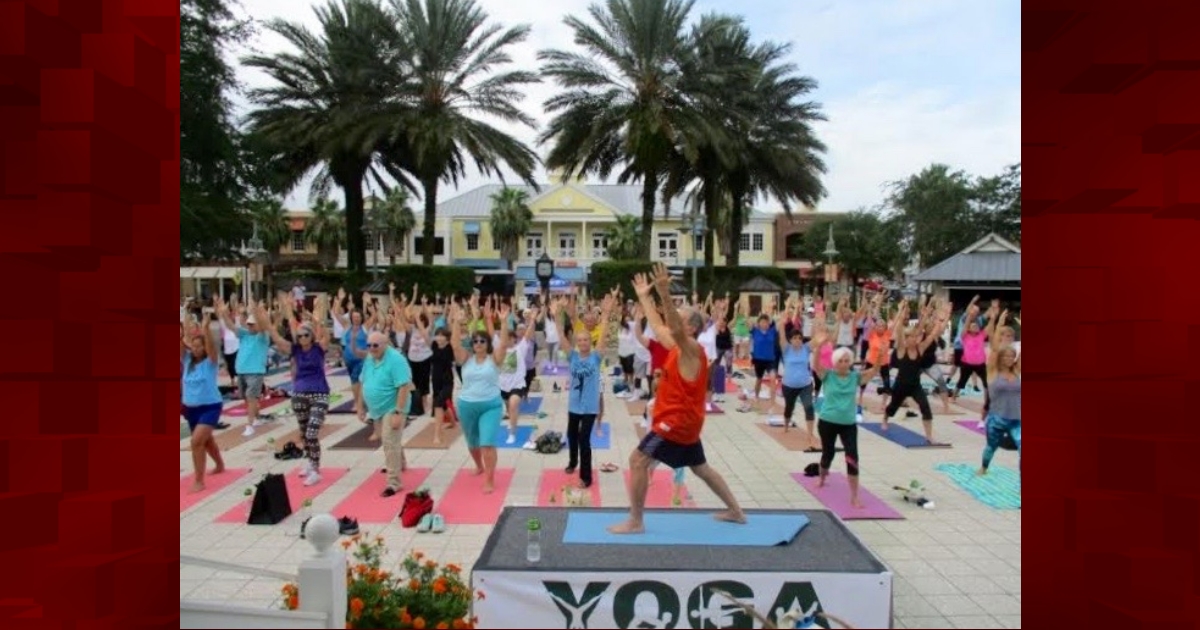 Hundreds Turn Out For Yoga On The Square Villages News Com